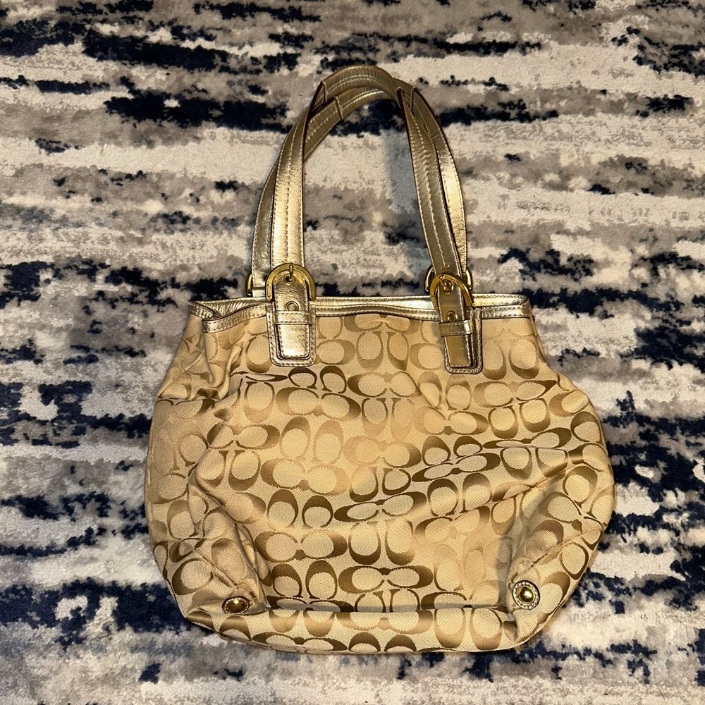 Coach shoulder bag purse